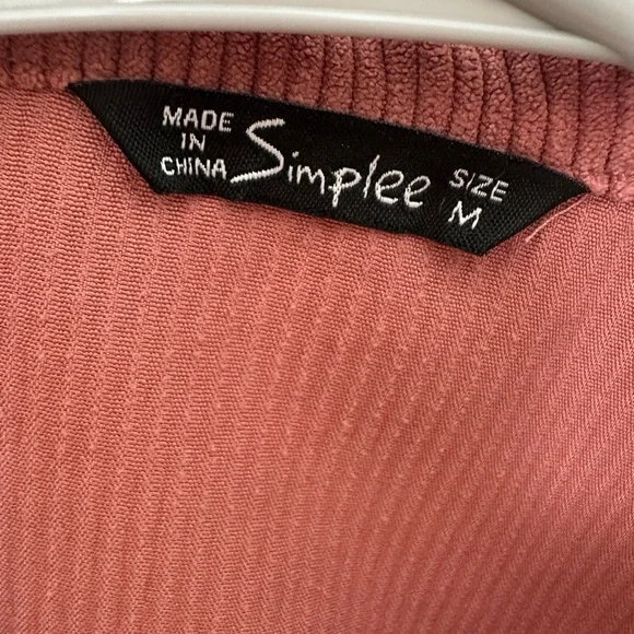 Shacket - Picture 3 of 3